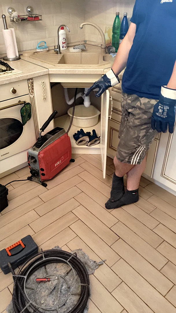 Gider açma ustası çalışma alanı